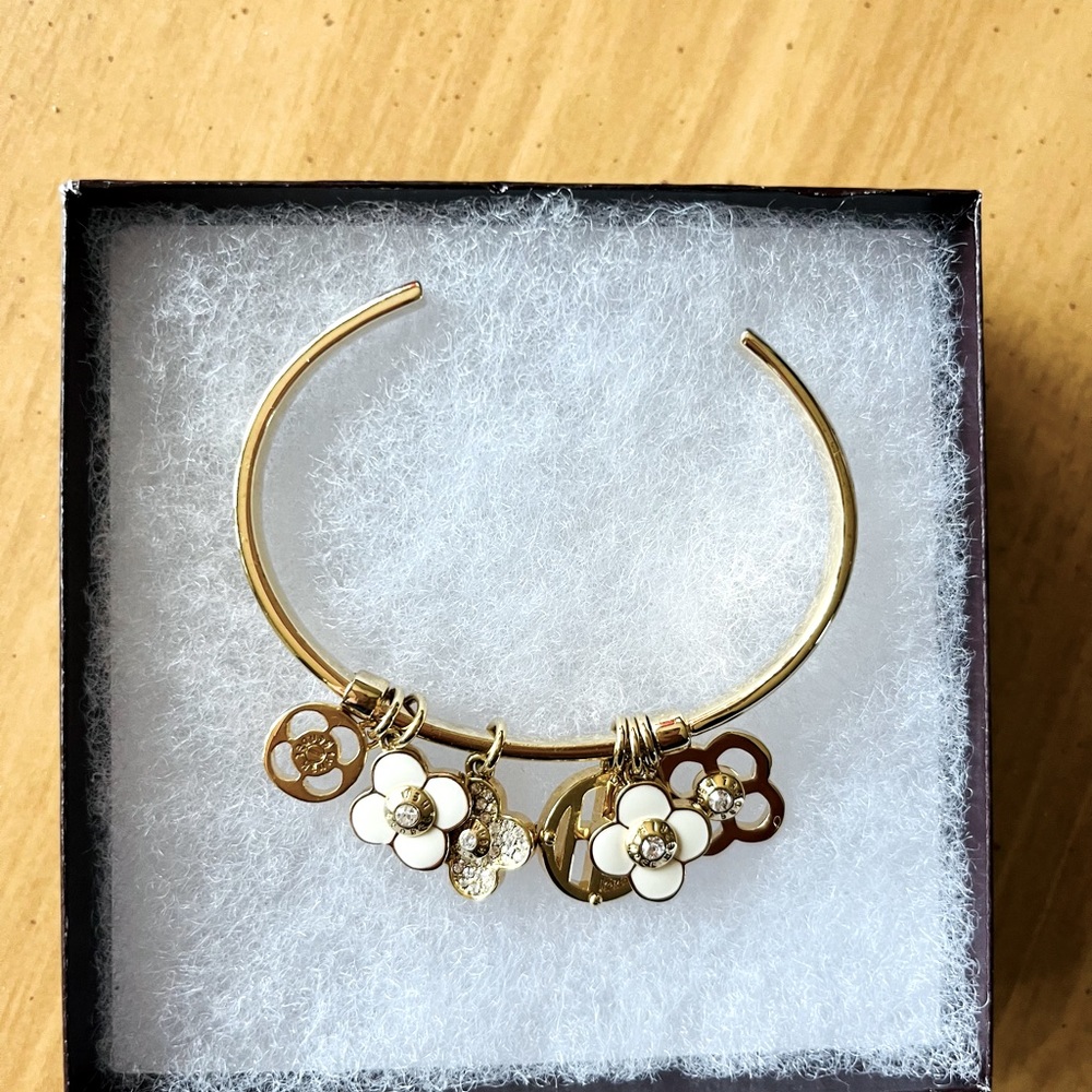 Henri Bendel New York bracelet with charms